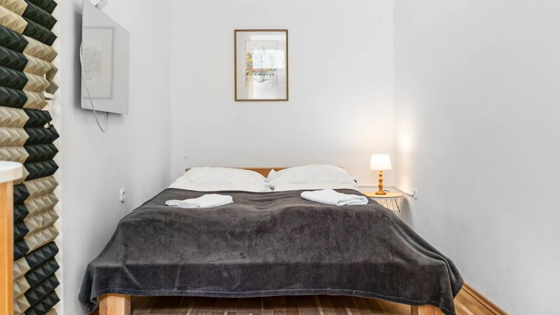 Comfortable 1Br Apt In Vienna\'S Best Location contacts